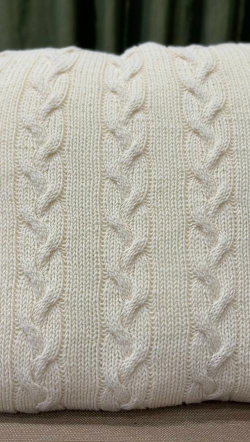 А расскажу - ка я вам историю про свой несостоявшийся новогодний розыгрыш. 02