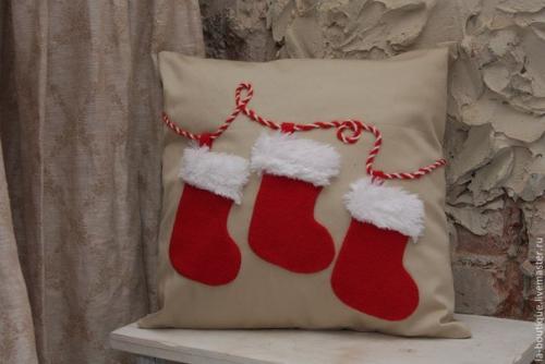 Декоративные новогодние подушки. 06