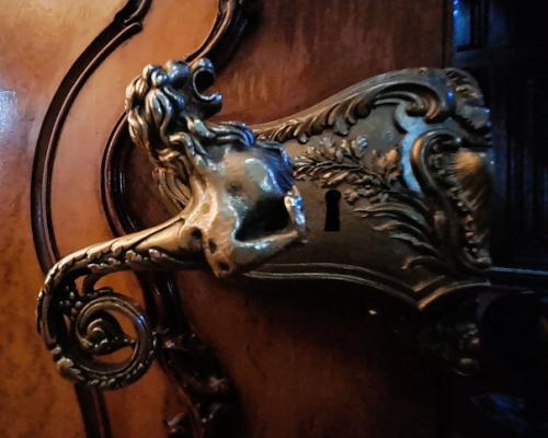 Последние часы выставки современного искусства в особняке Морозовых. 05