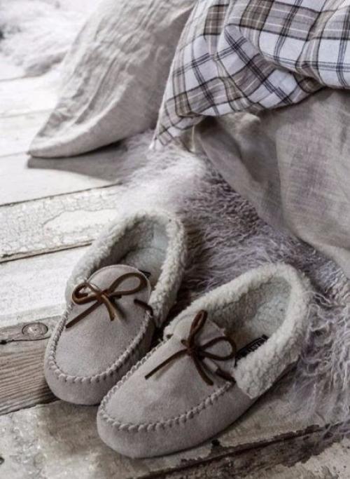 Я люблю зиму, люблю, когда все покрыто белым снегом, когда ощущается мороз на щеках. 02