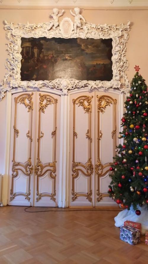 Князья белосельские - белозерские род свой вели аж от Рюрика и богаты были баснословно. 02