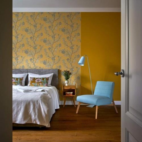 Эта квартира сохранила 60-летнюю историю жизни четырех поколений семьи, отразив их вкусы, разнообразные увлечения и профессиональные интересы. 07