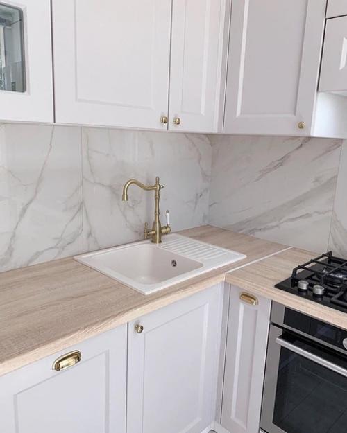 Наш пoдписчик:  Переделали кухню полностью как жена хотела. 04