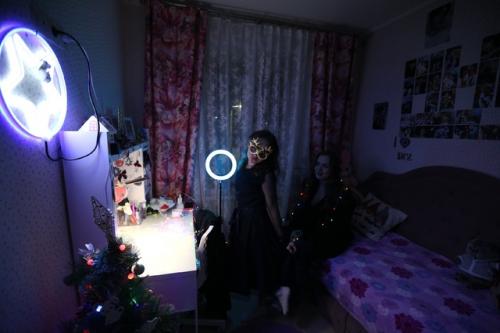 Разбирала папки с фотографиями на диске. 07