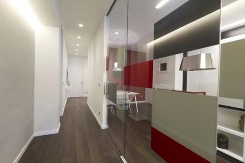 Современная квартира для семьи из трех человек в провинции Аликанте, в Испании. 02