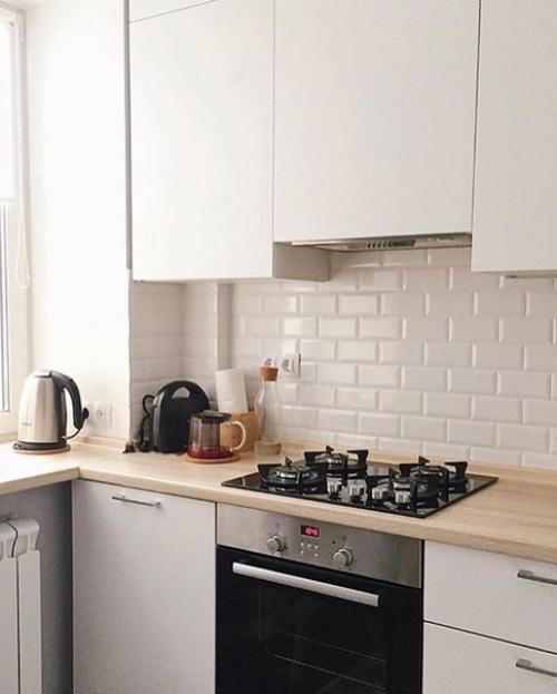 Хорошая функциональная кухня получилась. 01