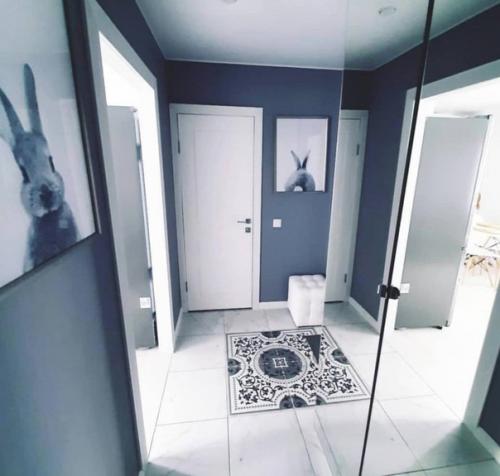 Интерьер в светлых оттенках. 04