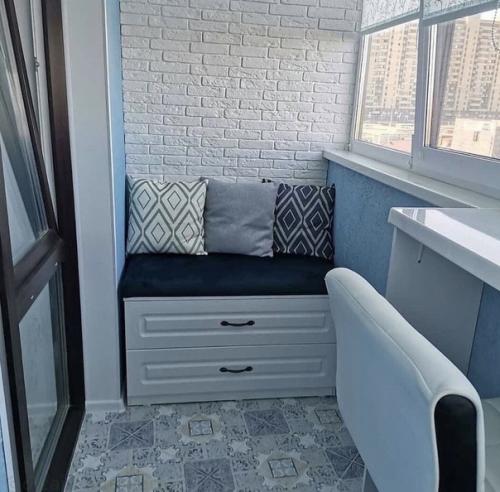 Результат ремонта балкончика. 02