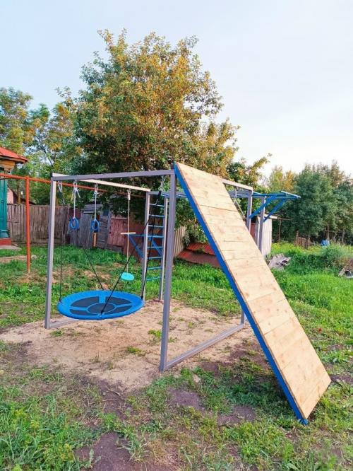 Мы представляем вашему вниманию прекрасный отдельно стоящий дом, расположенный по центральной улице нашего города. 07