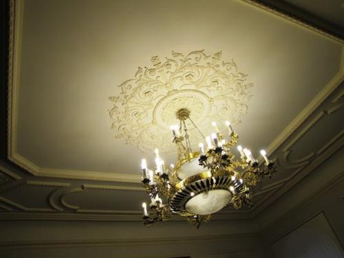 Перед вами предтеча модерна - миниатюрный особнячок фабриканта к. б. зигеля по проекту архитектора Иеронима Себастьяновича китнера. 03