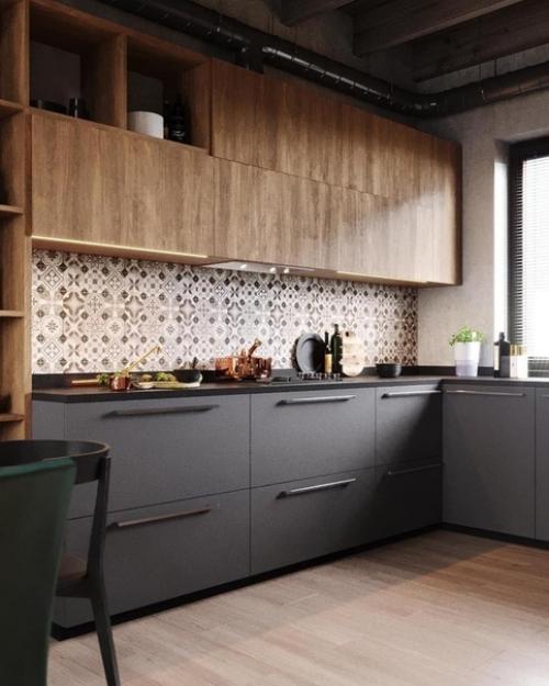Сочетание дерева и черного цвета на кухне. 05