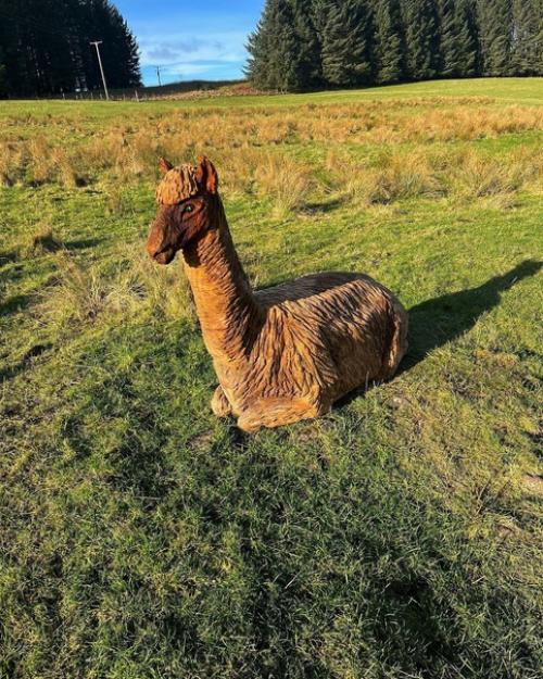 Скульптуры для оформления интерьера загородного дома мастера - резчика. 03