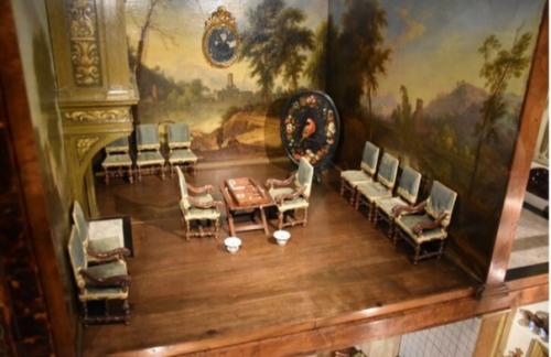 В Xvii веке кукольные домики были очень популярны среди богатых горожан. 04