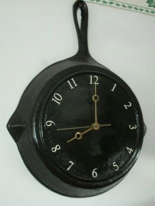 Идеи настенных, напольных и настольных декоративных часов, которые можно сделать из подручных материалов. 06