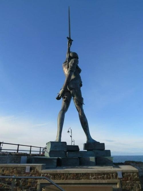 Обнаженная правда: почему эта скульптура заставила мам всего мира затаить дыхание. 02 Обнаженная правда: почему эта скульптура заставила мам всего мира затаить дыхание. 02