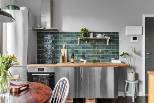 Интересный интерьер квартиры в Осло 33 м 2. зонирование пространства визуально не уменьшает его. 01