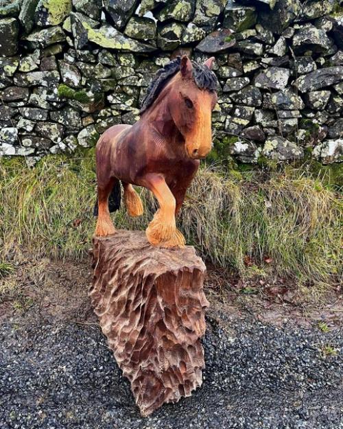 Скульптуры для оформления интерьера загородного дома мастера - резчика. 01