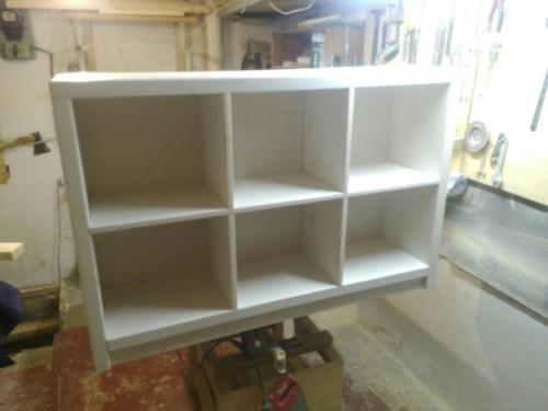 Наша мастерская занимается изготовлением лестниц, мебели и декора из массива дерева. 03