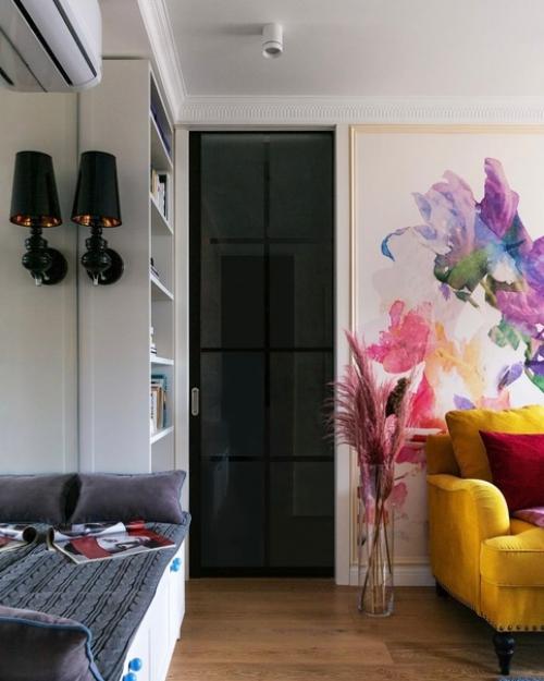 Автор проекта Екатерина паршинцева из студии Rodenhome описывает свою заказчицу так: она амбициозная и романтичная одновременно. 02