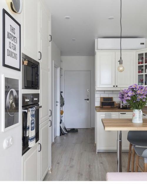 Небольшая, но очень уютная студия. 06