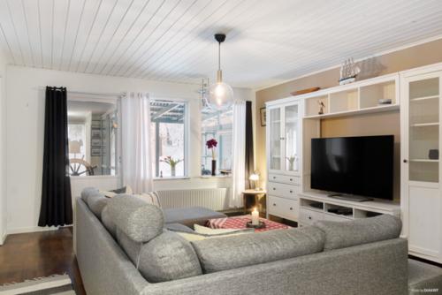 Шведский коттедж у опушки леса. 04