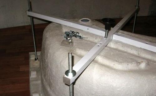 Душевые поддоны.  Поддон для душа служит основанием душевой кабины и изготавливается из различных материалов. 06