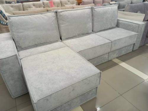 Милан 2/1 с выдвижной оттоманкой. 01