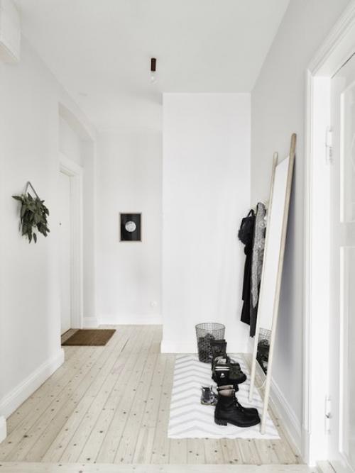 Интерьер этой шведской квартиры в лучших традициях скандинавского стиля выдержан. 04