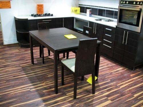 Виниловый пол - преимущества у вас под ногами.

