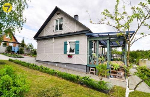 За $62, 5 тысячи по курсу. 01