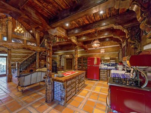 Арт - объект из кедра. 05