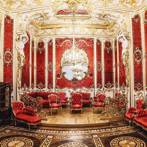 Будуар марии Александровны.