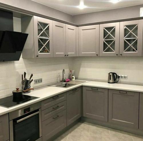 Современная кухня. В спокойной гамме. 03