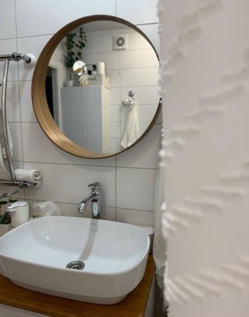 Светлая ванная в скандинавском стиле. 02