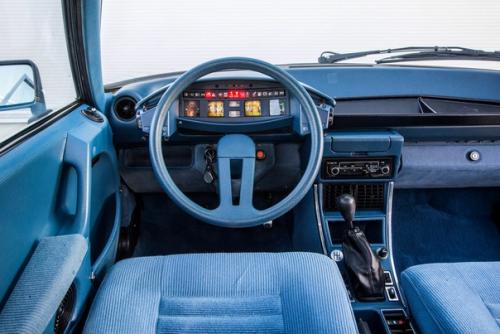 Citro n CX - автомобиль бизнес-класса, выпускаемый французским авто - производителем Citro n с 1974 по 1991 годы. 03