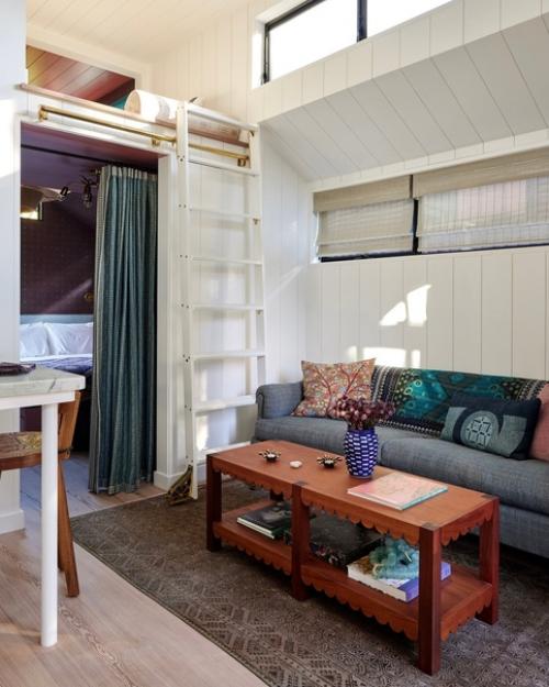 Загляните в гости к Саре полсон в ее скромный маленький домик в малибу вместе с изданием 'Architectural Digest'. 02