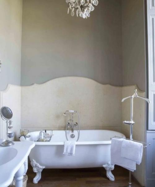 Старинная атмосфера в утонченном интерьере сельского дома 1675 года на севере Франции. 09