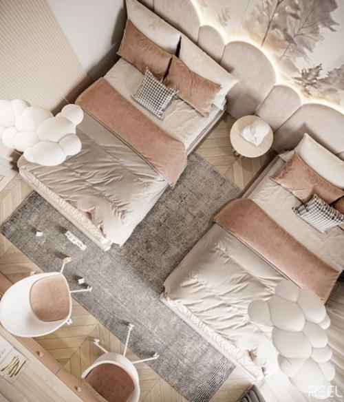 Очень нежный, сказочный интерьер детской спальни для двух сестричек. 05