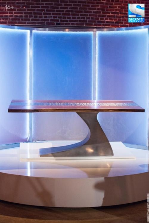 Какой из этих предметов интерьера вы бы рискнули поставить в своей гостиной? 05