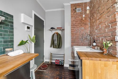 Интересный интерьер квартиры в Осло 33 м 2. зонирование пространства визуально не уменьшает его. 03