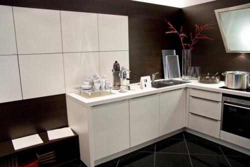 Угловая кухня собой самый распространённый тип помещения представляет. 05