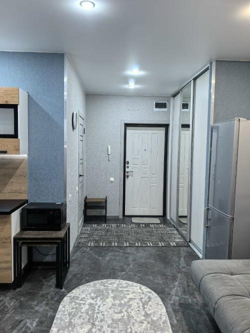 Уютная студия с качественным и дорогим ремонтом предлагается. 02