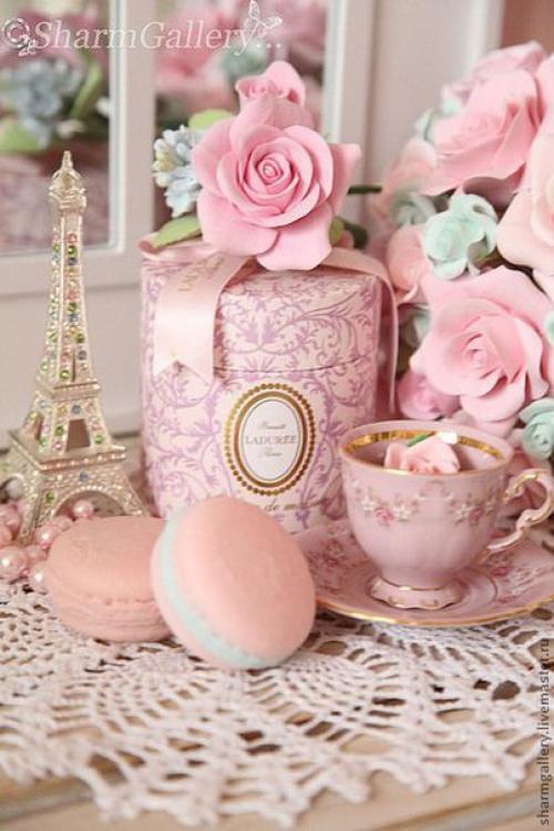 Составляя интерьер для квартиры, важно продумать все необходимые детали и мелочи.