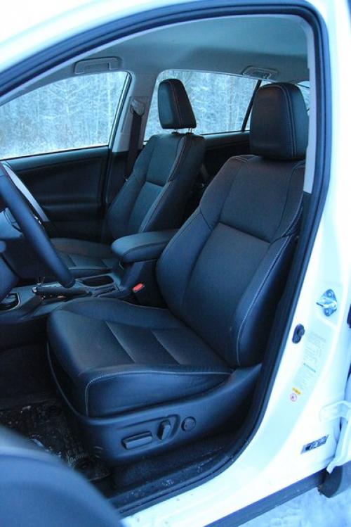 Автоновости - обзоры.   Toyota Rav4. 05