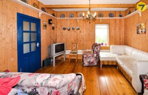 За $62, 5 тысячи по курсу. 07