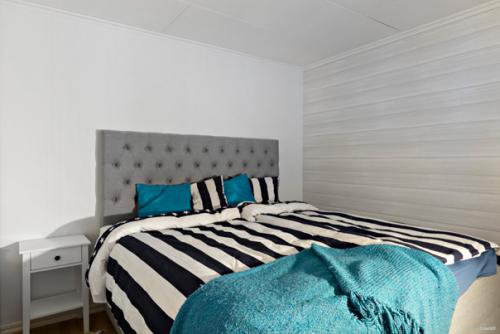 Шведский коттедж у опушки леса. 06