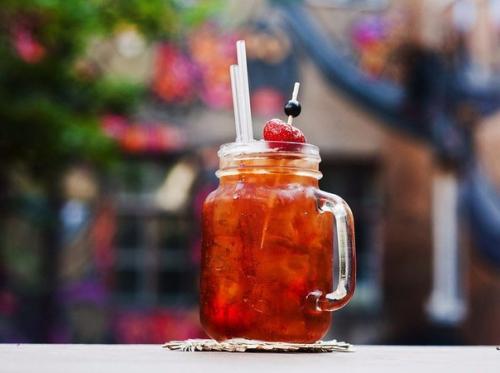 Кафе с летней атмосферой: семь мест, где тепло и солнечно даже зимой. 01