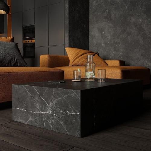 Сочетание чёрного и оранжевого делает эту комнату особенной, а подсветка в тёплом оранжевом цвете подчеркивает все детали. 01