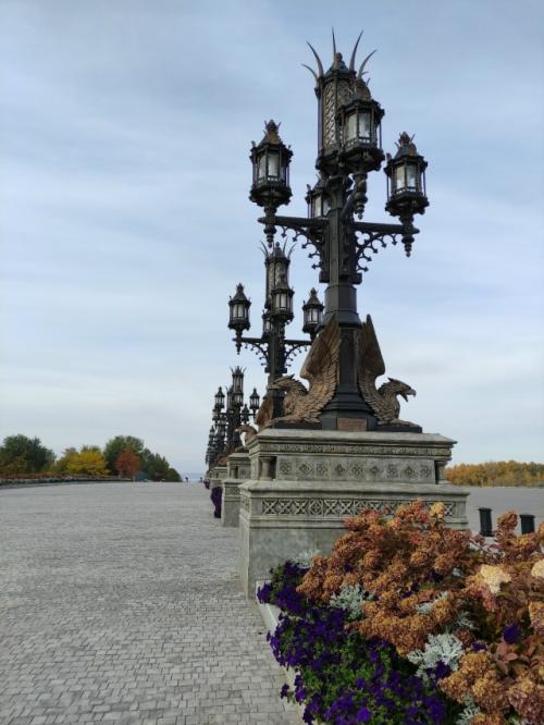 Замок гарибальди.  Замок гарибальди в самарской области расположен на берегу волги в селе хрящёвка. 01