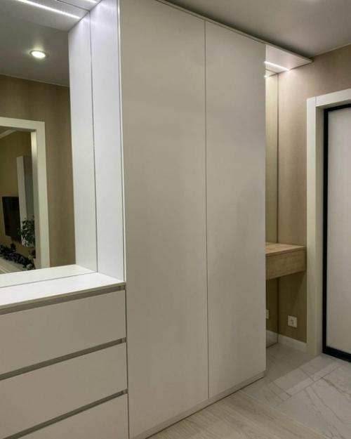 Хочу показать, как мы сделали прихожую. 02